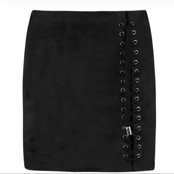 ⚡️BOOHOO black suede lace up skirt⚡️ - Picture 5 of 10